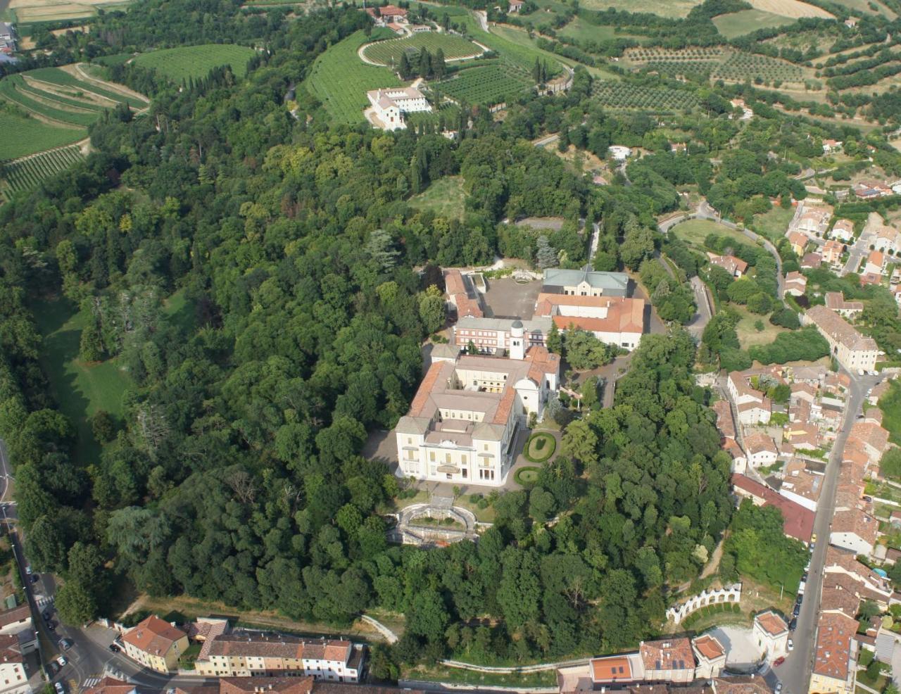 Il Convento Di Villa San Fermo Лониго Экстерьер фото